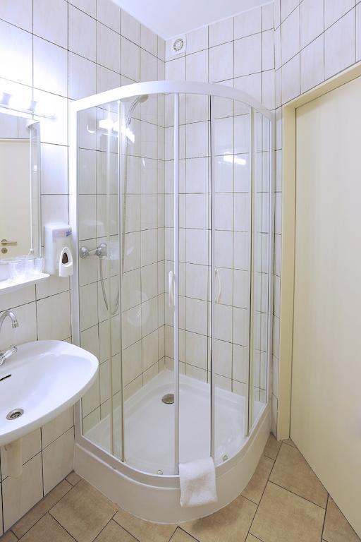 Best Deal Airporthotel วีเซอ ห้อง รูปภาพ